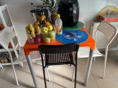 Mesa plastico de segunda baratos | Milanuncios