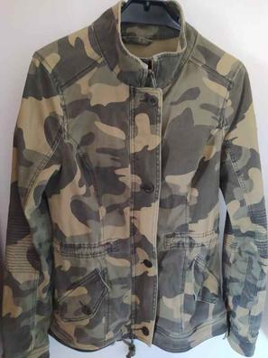 cubo Acusador ranura Chaqueta camuflaje mujer | Milanuncios