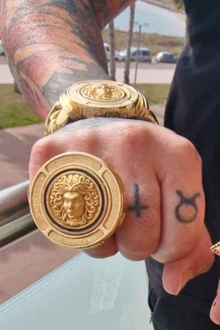 Medusa Anillo De Oro Hombre Versace Diamantes Anillo Versace De - Main Image