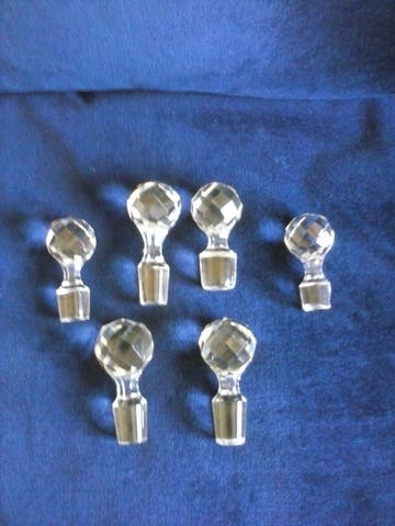 - antiguos cristal licoreras