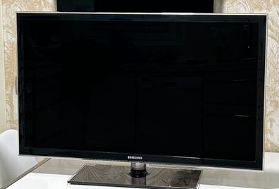 Televisor convencional Samsung Ultra SlimFit de 21. Color Negro Piano