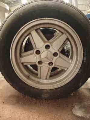 Estrella De Capó Para Mercedes-Benz W123, S123, C123 Y Coupé A1248800086 – El Detalle Original Que Tu Mercedes Merece