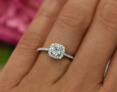 Anillos de mano baratos en Antequera |