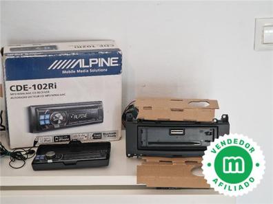 Alpine - CDE-9882Ri RADIO CD / USB Y CONTROLADOR DE iPod®