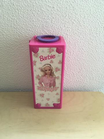 Armario best sale barbie toysrus