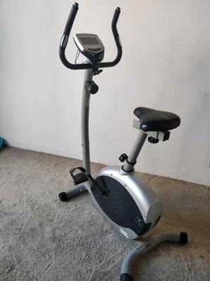 Esta bicicleta estática plegable no ocupa apenas sitio, cuesta sólo 90€ y  tiene envío gratis