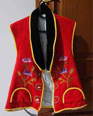 Chaleco traje regional Moda y complementos de segunda mano barata