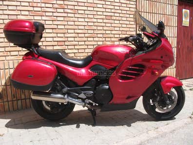 TRIUMPH - Trophy 900