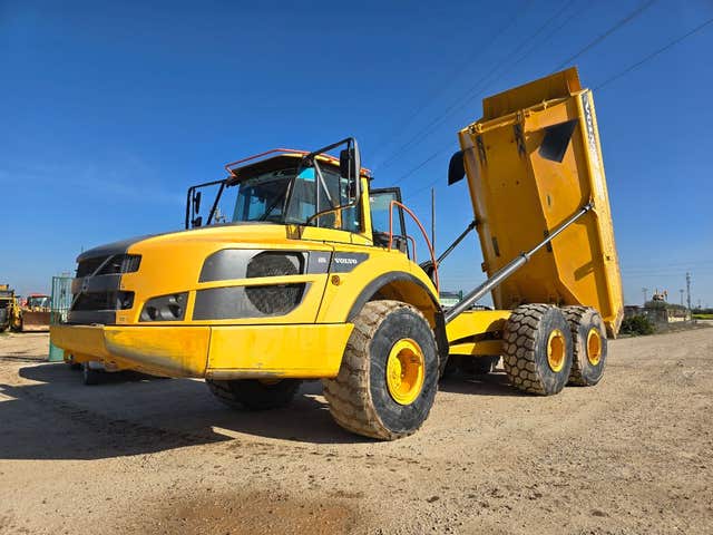Milanuncios - DUMPER ARTICULADO VOLVO A35G