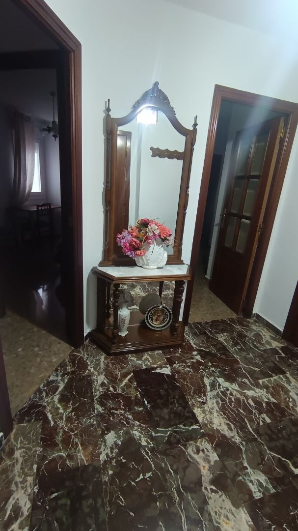 Fotografía del inmueble reportado: 850 €/mes — Jaén, Jaén