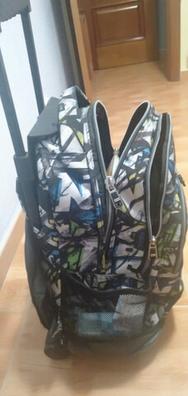 Mochila con ruedas real madrid Moda y complementos de segunda mano barata