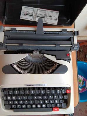 Máquina de escribir OLIVETTI Lettera 42 años 80's de segunda mano