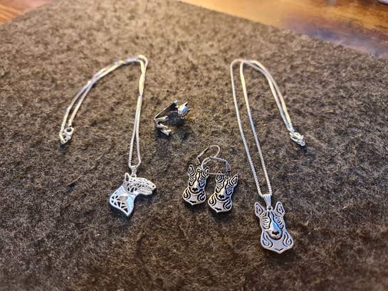 Otro tipo de ropa, y complementos de segunda mano en Puerto Real Milanuncios