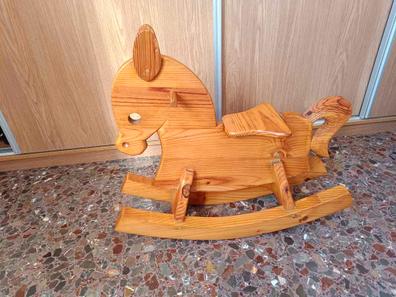 Caballo balancin cheap madera ikea