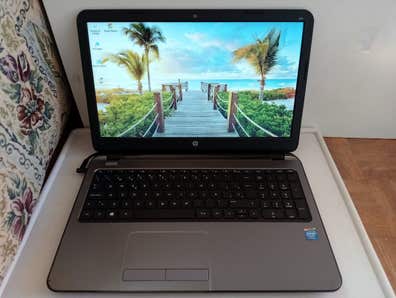 Hp laptop 15s fq2xxx de segunda mano | Milanuncios