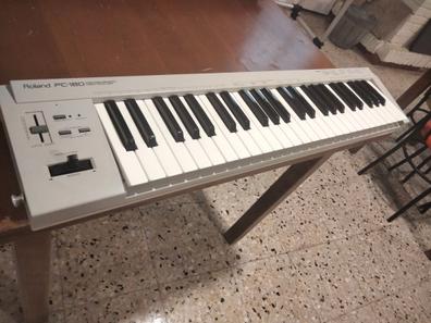 Vendo Teclado Midi Roland Pc 180a Pianos De Segunda Mano Baratos Milanuncios