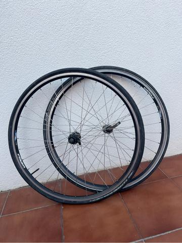 Neumaticos Bicicleta Cubiertas 28 Carretera Milanuncios Ruedas