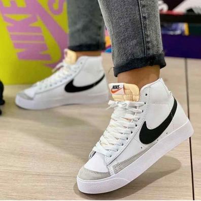 biblioteca azafata cristiano Nike blazer Moda y complementos de segunda mano barata | Milanuncios