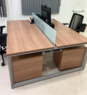 Mesa de ordenador para oficina SOFÍA, en metal y madera roble 