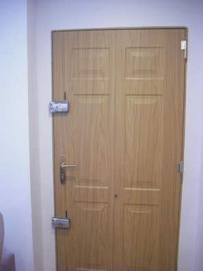 Cerradura Exterior De Acero Laminado En Frío - Antirrobo, Con 5 Llaves, Medida 120x85 Mm, Apertura A La Izquierda