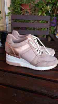 Zapatillas de segunda mano para mujer en Fuengirola Milanuncios