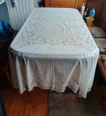 Bordados a mano Téxtil para el hogar de segunda mano barato en León  Provincia