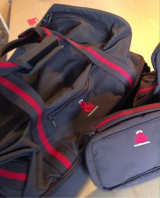 Maleta y bolsa de aseo fun & - Milanuncios