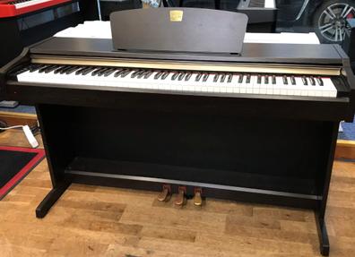 Piano yamaha clavinova clp 560 de segunda mano | Milanuncios