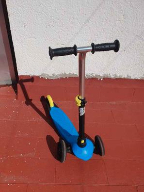 Patinete niña 3 años de segunda mano por 15 EUR en Cádiz en WALLAPOP