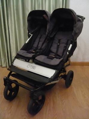 Cochecito Gemelar Duet 3.0 de Mountain Buggy con 1 capazo