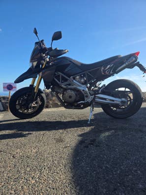 Aprilia - dorsoduro 750