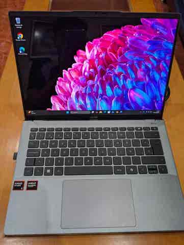 ACER SWIFT GO 14 OLED (SFG14-63)
