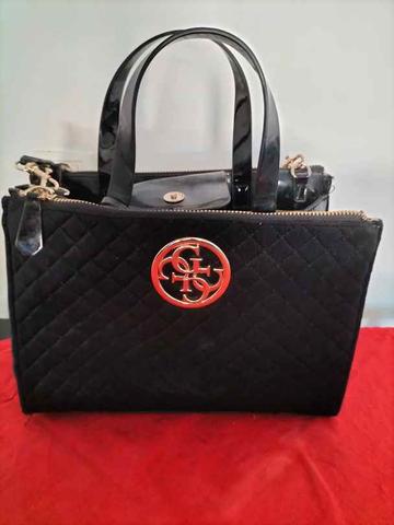 Bolso guess acolchado discount negro