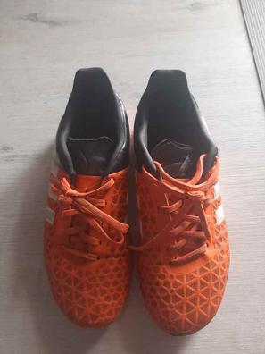 Botas futbol sala niño de segunda mano por 7 EUR en Granada en