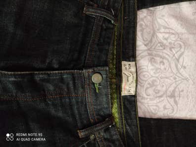 Pantalones vaqueros solido Pantalones de de mano baratos en | Milanuncios