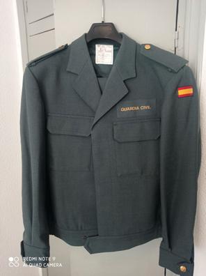 Traje guardia civil y complementos de segunda mano barata | Milanuncios