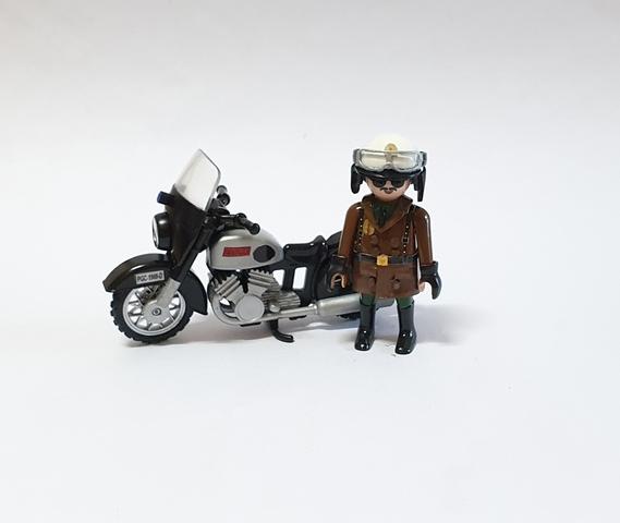 Milanuncios playmobil Guardia civil trafico anos 70