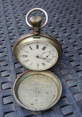 Reloj de Bolsillo Omega de Plata Maciza. Suiza, Circa 1920. En Perfecto  Funcionamiento