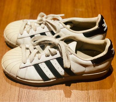 marrón vóleibol Docenas Adidas Zapatos y calzado de mujer de segunda mano barato en Girona |  Milanuncios