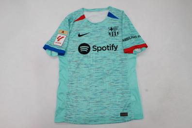 Real Madrid Conjunto Niño Camiseta y Pantalón Segunda Equipación de la  Temporada 2023-2024 - Bellingham nº5