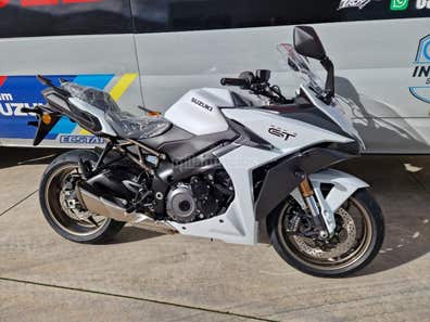 SUZUKI - GSX-S