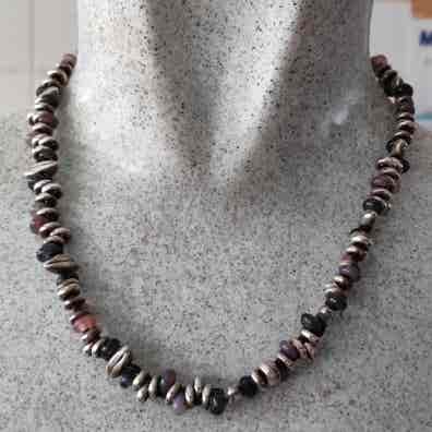 Collar uno 50 Joyas y bisutería segunda mano barata | Milanuncios