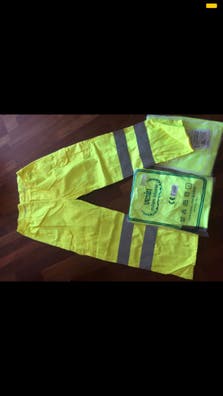 Ropa trabajo de segunda mano para hombre en A Coruña Provincia