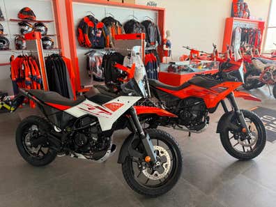 KTM - 390