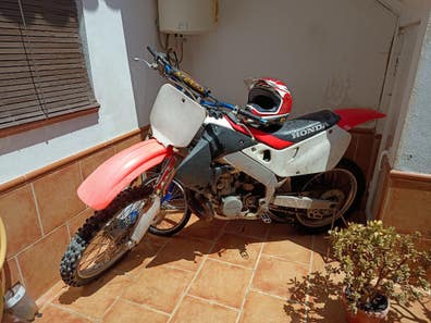 Honda - cr 2t
