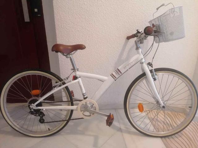 Milanuncios - Bicicleta de paseo con cesta.