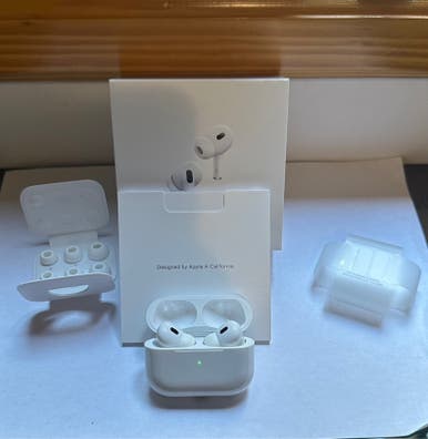 Caja carga airpods pro generacion de segunda mano Milanuncios