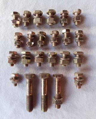 4 tornillos de unión níquel satinado de 25 a 35 mm