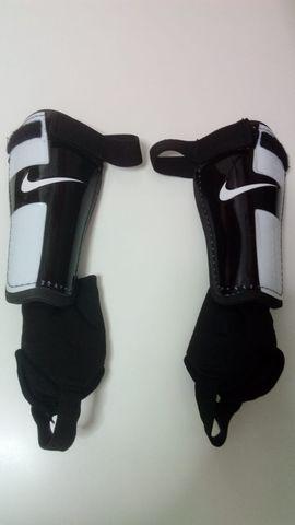 Milanuncios - Espinilleras nike niÑo s