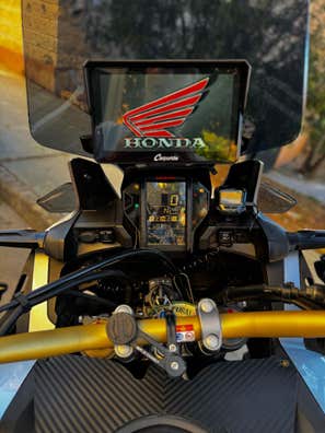 Honda - africa twin big tank 1000